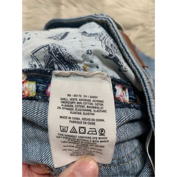 Pilcro Hyphen High-Rise Embroidered Shorts Size 26 - Picture 6 of 8